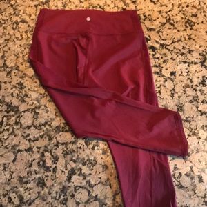 Lulu Lemon Cropped Leggings - Maroon